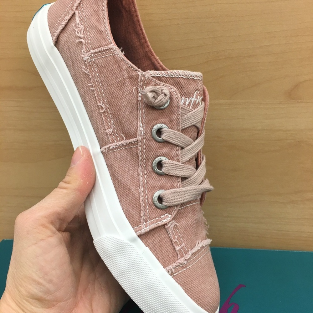 🌸RESTOCK 💕Dirty Pink Blowfish Sneakers 🐡W - Picture 5 of 9